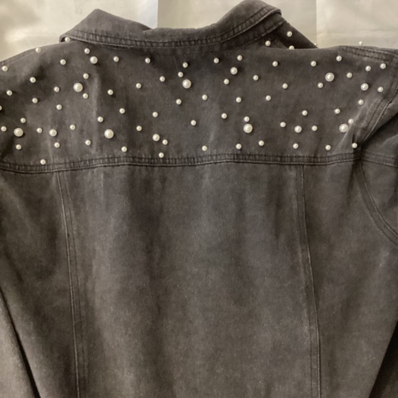 Pearl Beading Denim Jacket - Picture 2 of 6